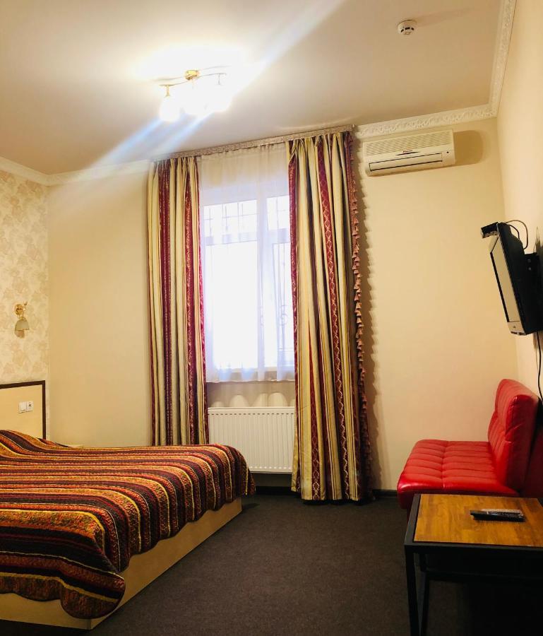 Hotel Т2 Kiev Extérieur photo